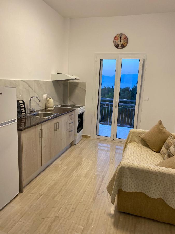 Jalna - Stunning Sea & Mountain Views With Pool - Apartament Kassiopi